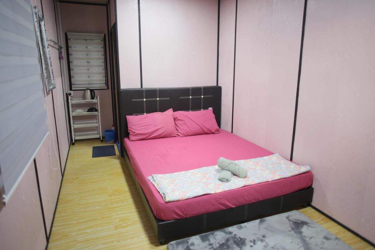 Padang Besar Red Cabin Homestay Exterior foto