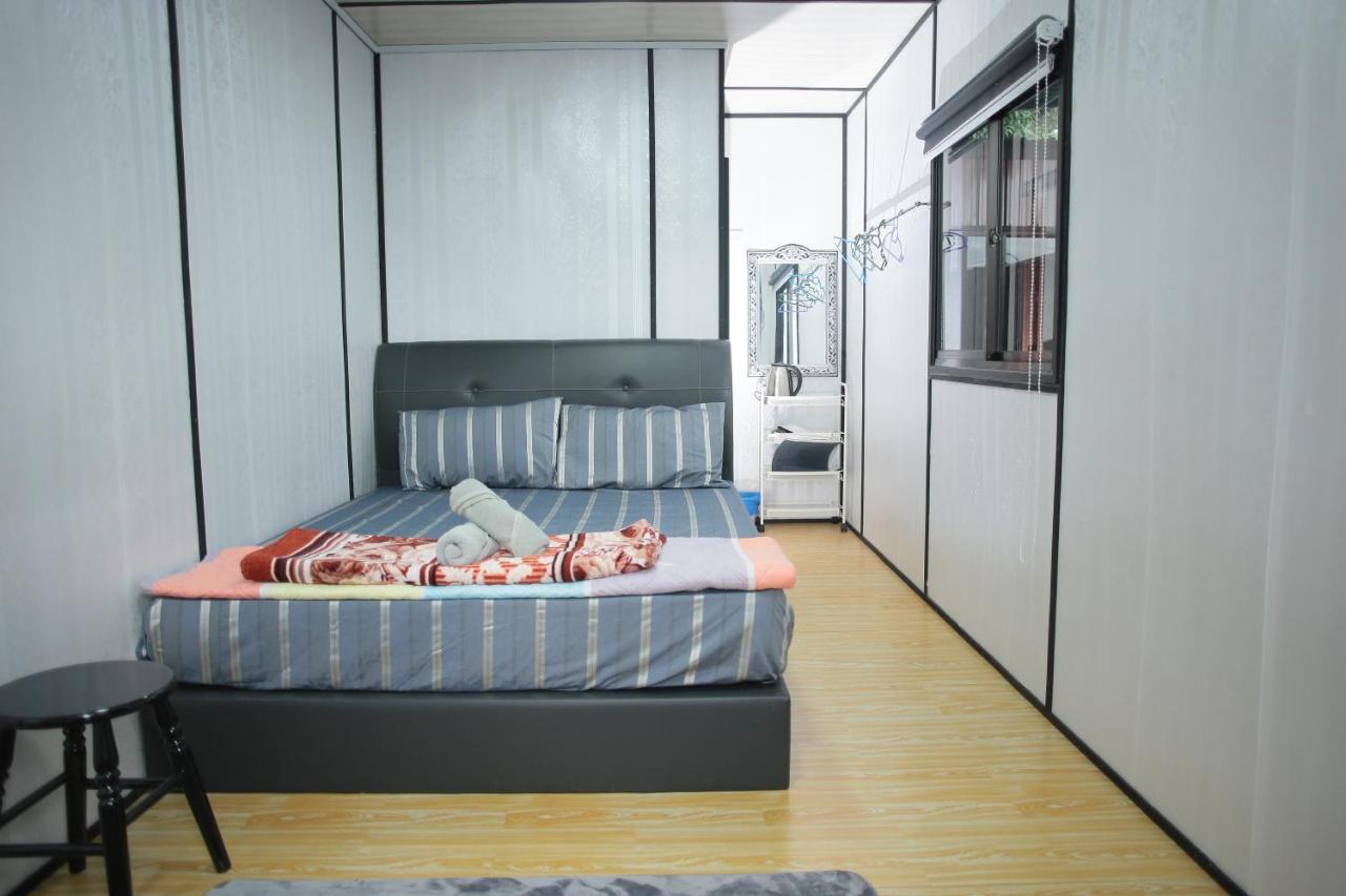 Padang Besar Red Cabin Homestay Exterior foto